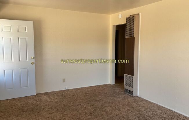 2 Bedroom, 1 Bath