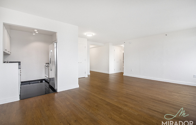 2 beds, 2 baths, $9,300, Unit 1711