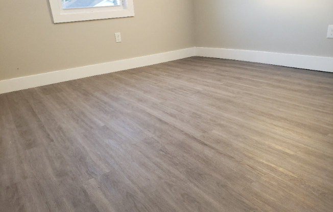 494 S 18 ST