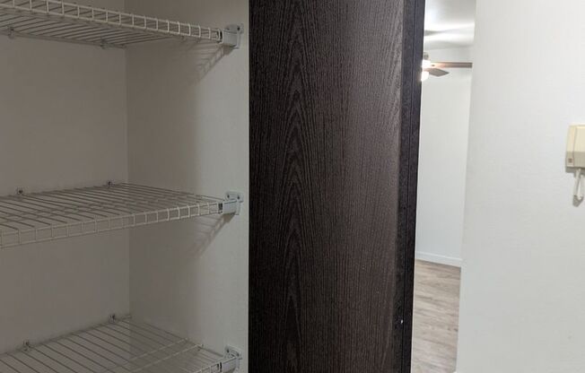 1 bed, 1 bath, 610 sqft, $1,695, Unit B106