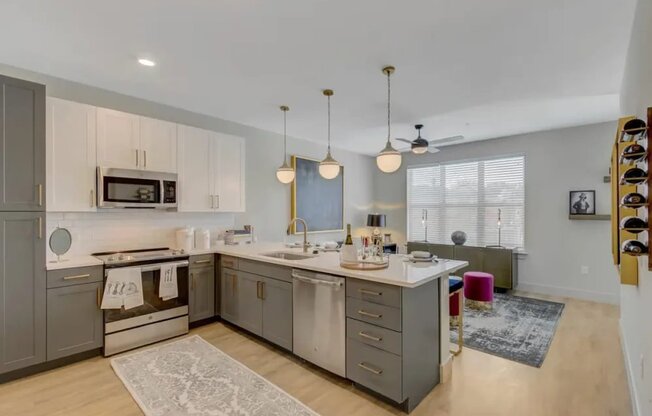 111 W Davis St