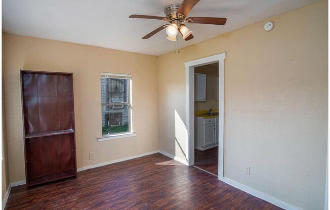 Great Home Near AT&T Center and Downtown!
