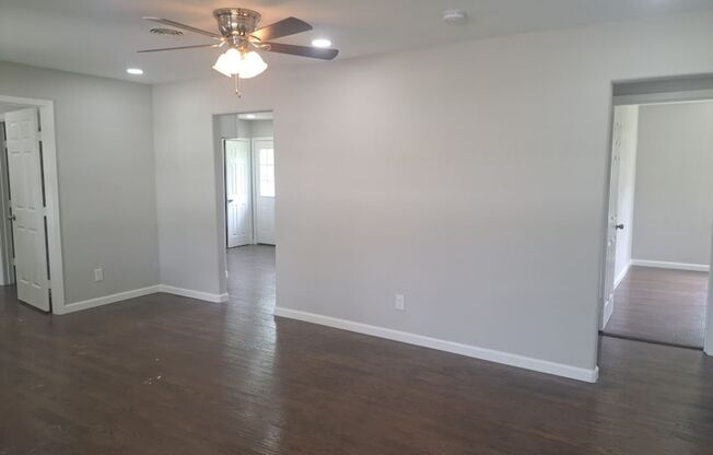 4 bed-2 bath-Beautifully remodeled house
