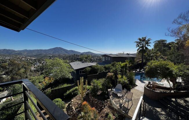 ***AVAILABLE MARCH 2025**** Stunning 3 Bedroom 2.5 Bathroom home with Stunning Panoramic Views!