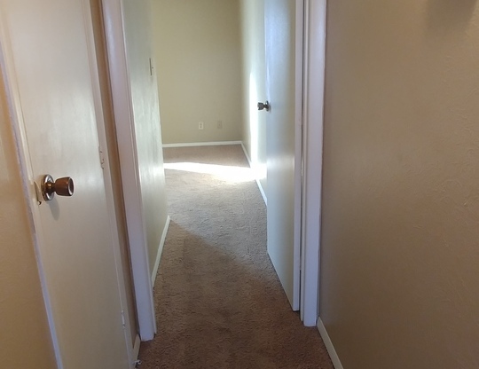 2 beds, 2 baths, 943 sqft, $855, Unit 1510