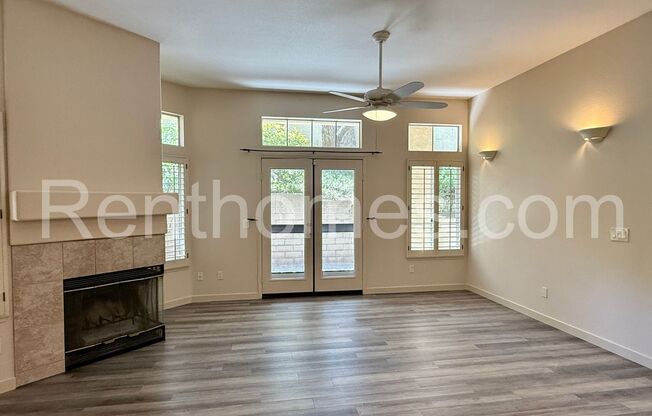 Carmel Mt Ranch, 11295 Provencal Pl, Gated, AC, Fireplace, Community Pool and Spa, 2 Car Garage!