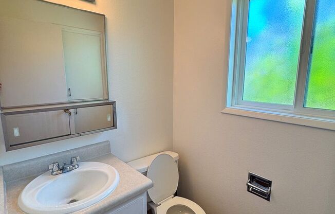 3 Bedroom Duplex off Gilham Rd.