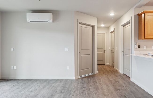 1 bed, 1 bath, 718 sqft, $1,550, Unit D-069