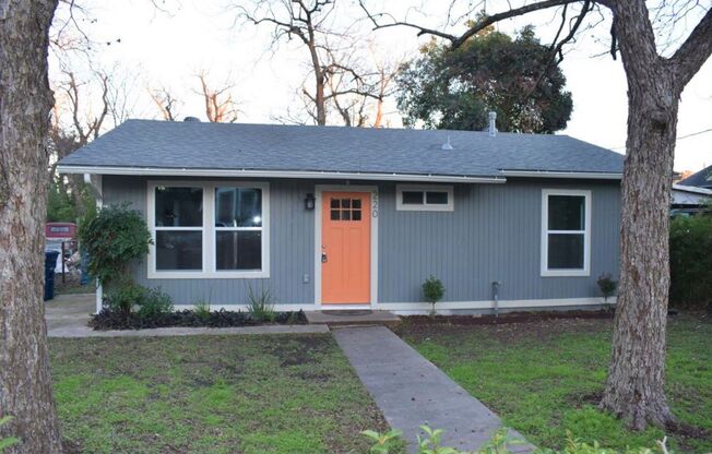 Downtown Living- Cute 3 bedroom 1 bath Home