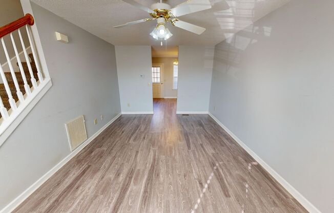 Three Bedroom Spacious Columbia, TN Townhome!