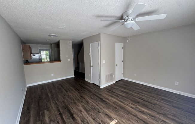 2 Bedroom 1.5 Bathroom Townhome