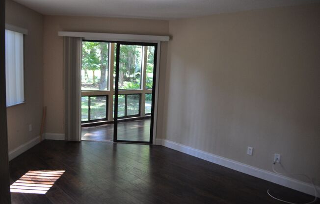 2 beds, 2 baths, $1,600