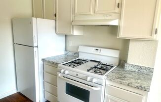 2 beds, 2 baths, 728 sqft, $2,799, Unit 25