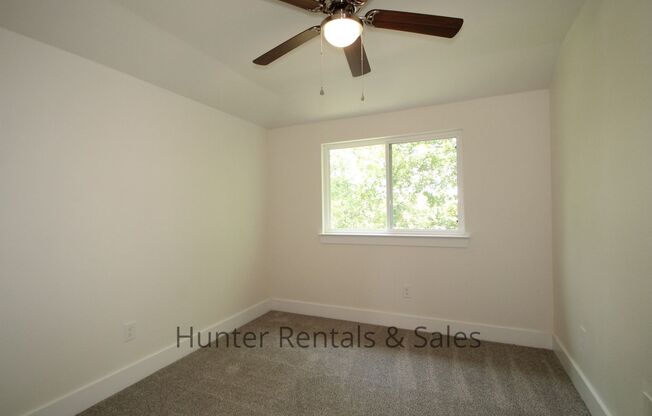 3 beds, 2.5 baths, $1,750