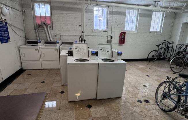 Studio, 1 bath, $1,645, Unit Main