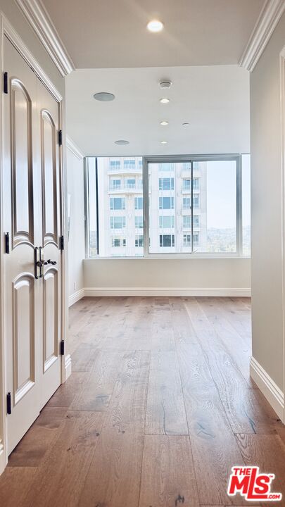 3 beds, 3.5 baths, 2,814 sqft, $19,995, Unit 1605