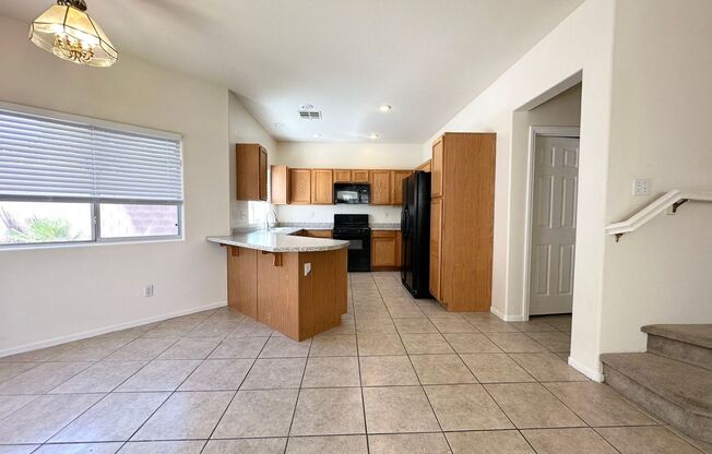 3 beds, 2.5 baths, $2,200