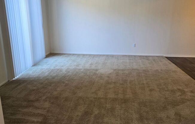 2 beds, 1.5 baths, 1,197 sqft, $1,315, Unit 09 - 909