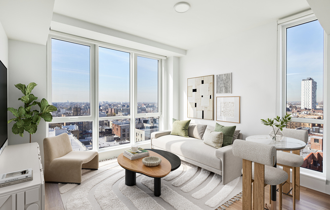 2 beds, 1 bath, $3,700, Unit PHA