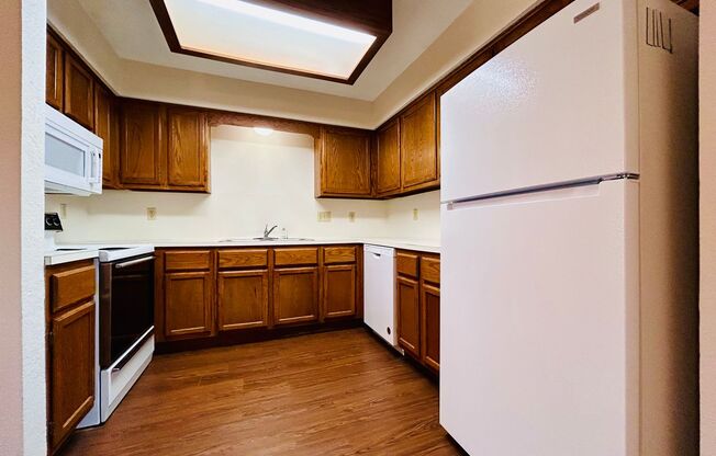 801 VALLEY VIEW DR