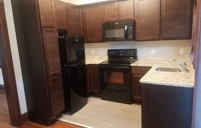 2 beds, 1 bath, 1,130 sqft, $1,425, Unit BR-2316