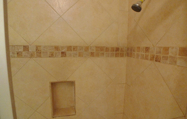 2 beds, 2 baths, 910 sqft, $2,695, Unit 514