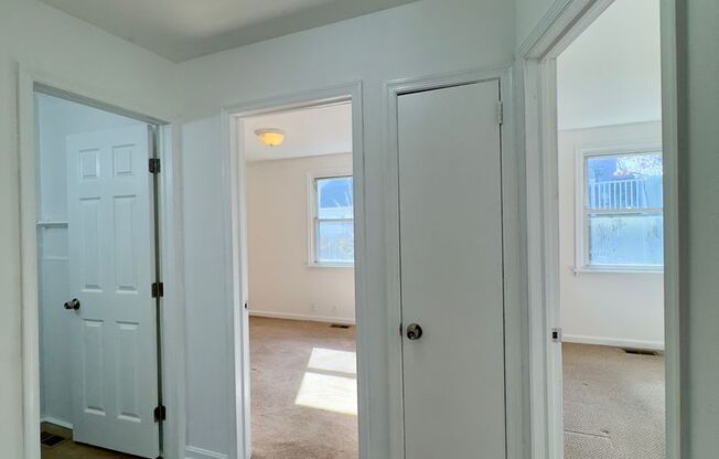 Charming 4 Bedroom/2 Bathroom Home in Dundalk, MD!