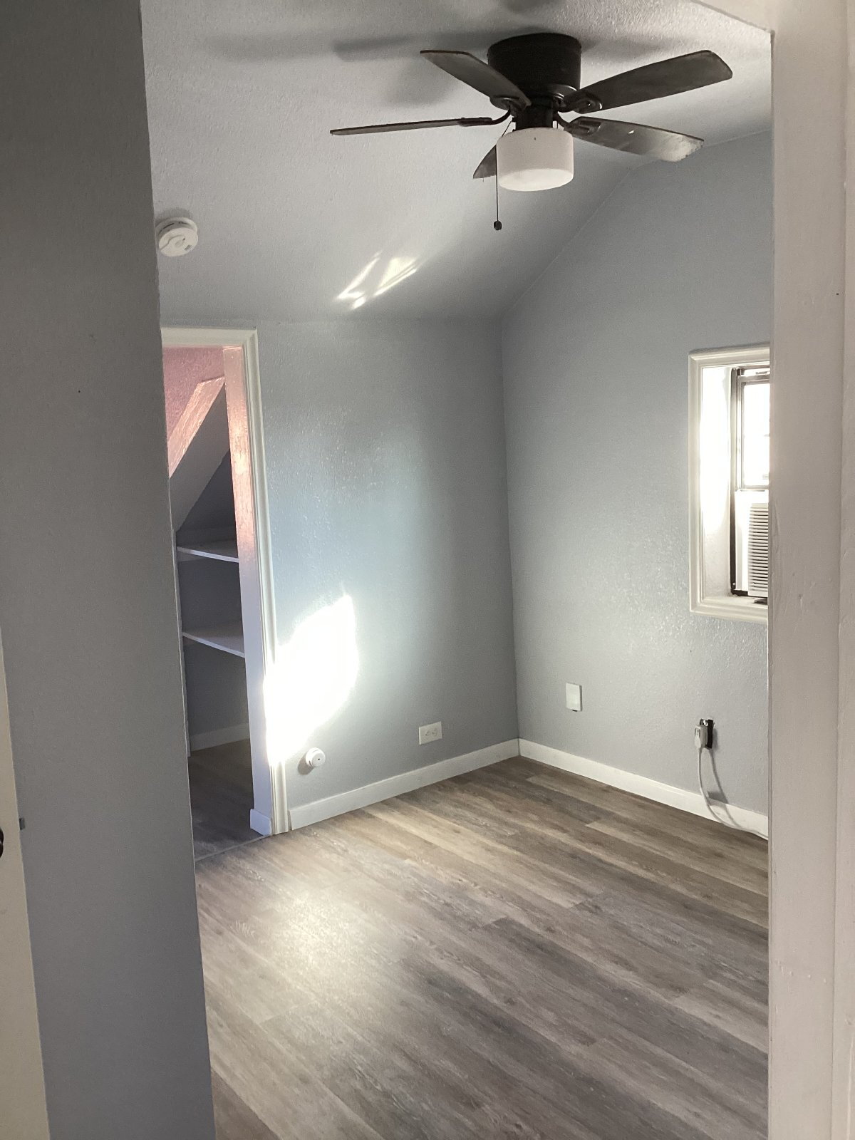 127 SANDMEYER ST