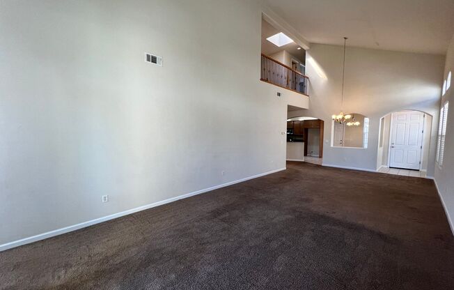 Beautiful 4 Bedroom Home in the Villas Gated Community