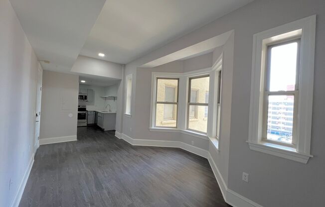 1 bed, 1 bath, 633 sqft, $1,530, Unit 706