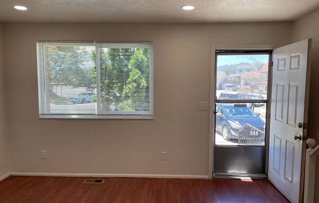 2 Bedroom, 1.5 Bathroom Twin Home in West Jordan