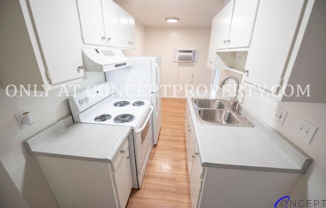 2 beds, 1 bath, 790 sqft, $1,299, Unit 02