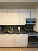 1 bed, 1 bath, $4,800, Unit 906