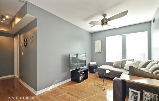 2649 N Kedzie Avenue Unit #3G