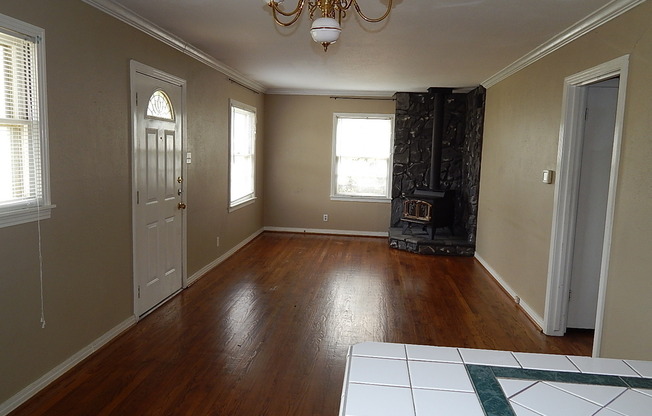 3 beds, 2 baths, $1,975