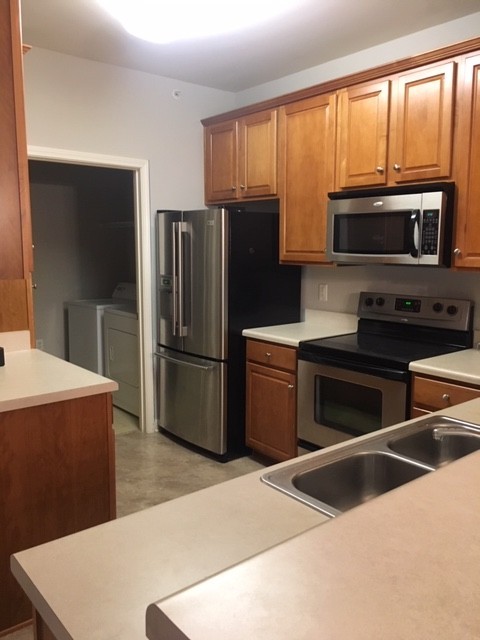 First Floor Condo in Cornelius-2 Bedrooms + Additional Flex Space with Door