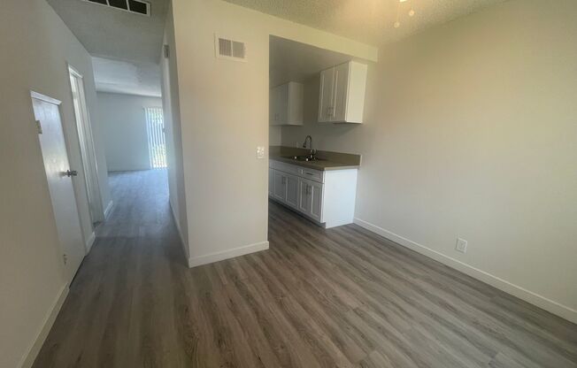 2729 S Baker