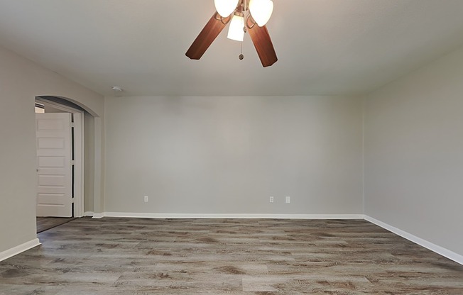 18019 KINSALE VLY LN