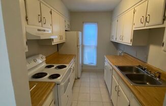 Spacious 2 bedroom , 1 bath - ✨Just 8 minutes from the University of South Carolina! ✨