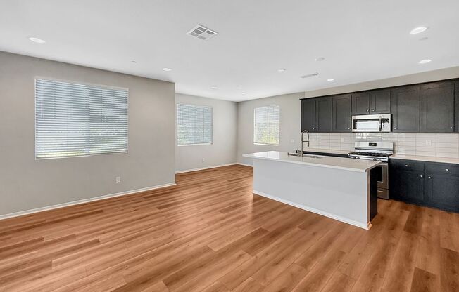 Beautiful 3B/2.5BA 3-Story Corner Unit Home!