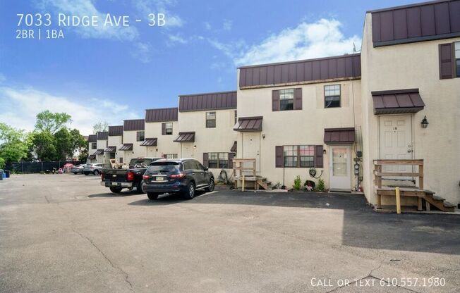 7033 RDG AVE