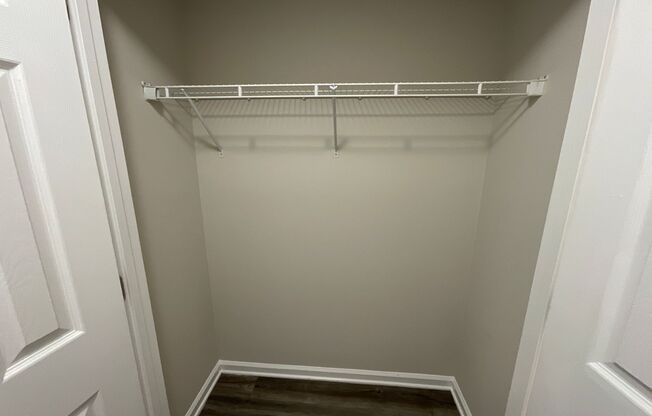 1 bed, 1 bath, 765 sqft, $1,075, Unit 2750-2