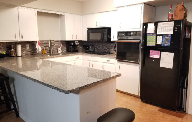 7555 BRENTCOVE CIR