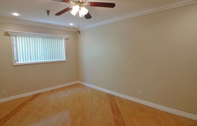 2 beds, 2 baths, 910 sqft, $2,695, Unit 514