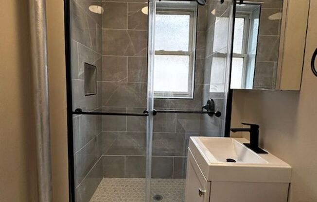 Studio, 1 bath, 350 sqft, $1,345, Unit #303