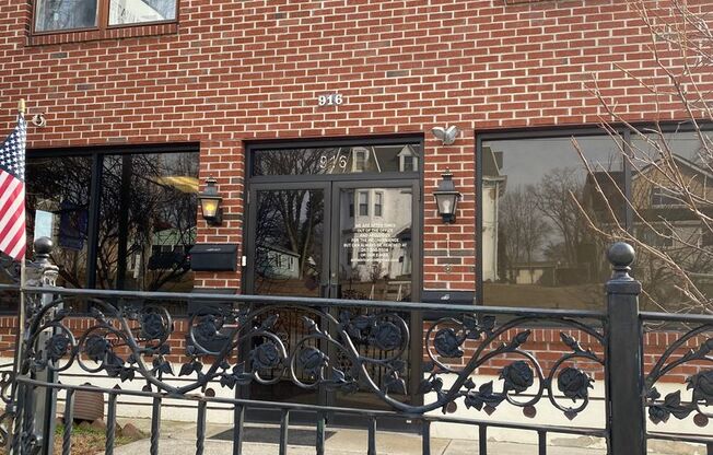 916 Chester Pike
