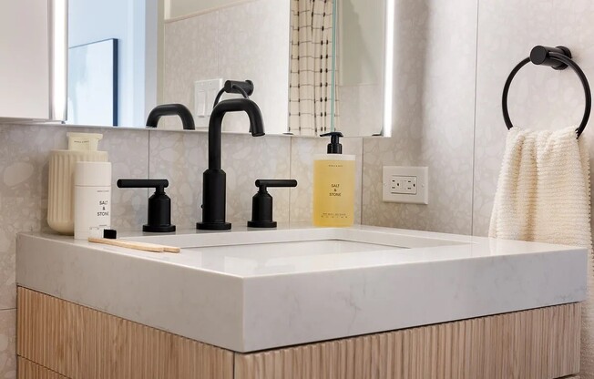 Studio, 1 bath, $4,100, Unit 304