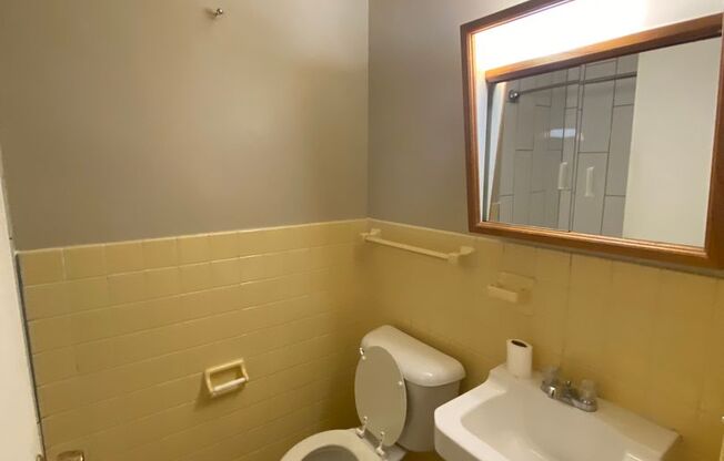 Studio, 1 bath, $899, Unit 3611-012