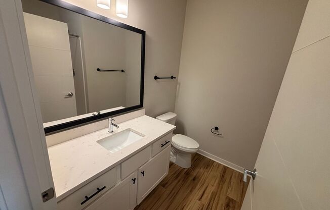 Studio, 1 bath, 585 sqft, $1,515, Unit 10009-109