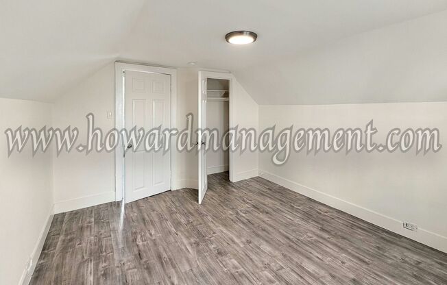 366-374 Walnut